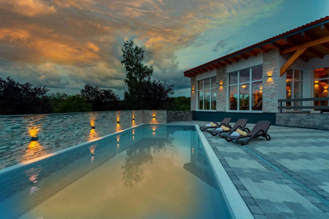 Hotel Rhön Residence Dipperz Exteriör bild