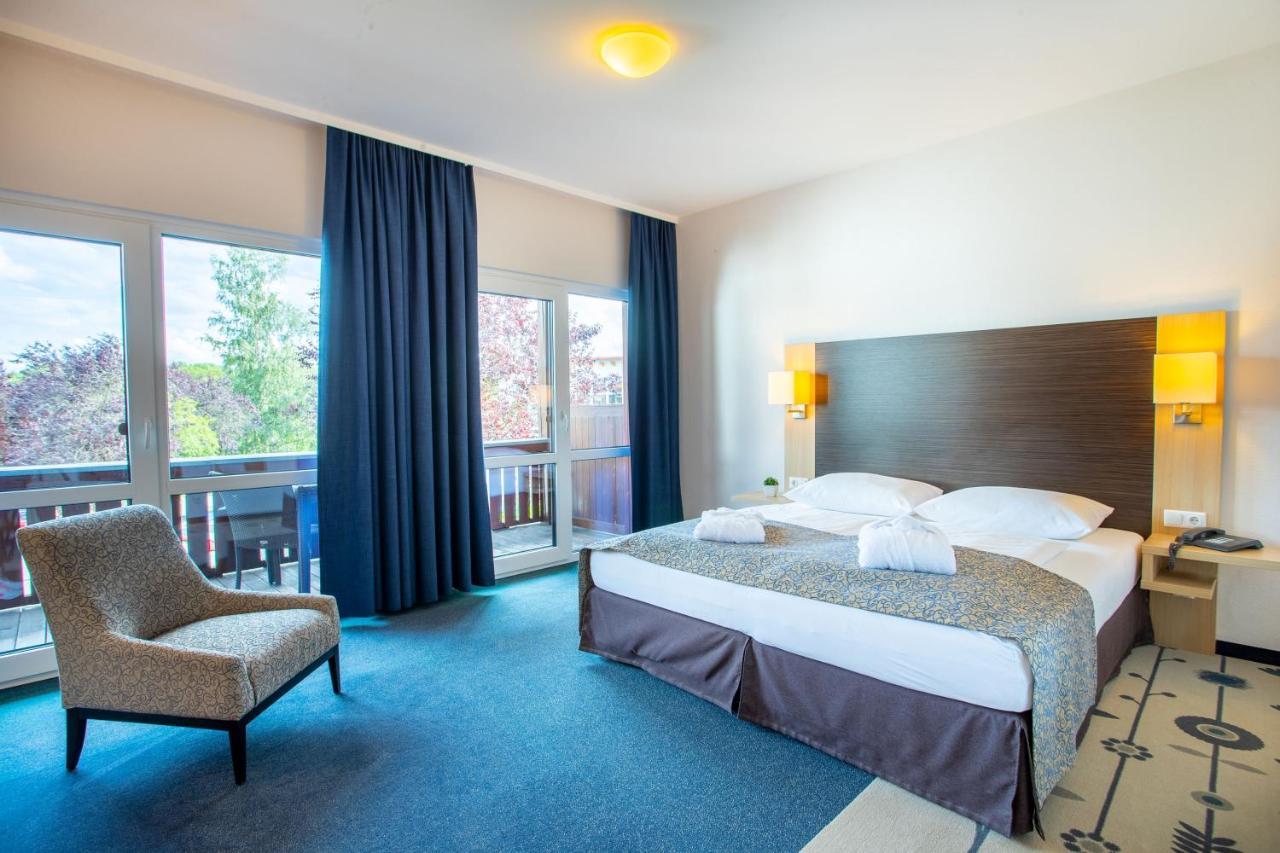 Hotel Rhön Residence Dipperz Exteriör bild